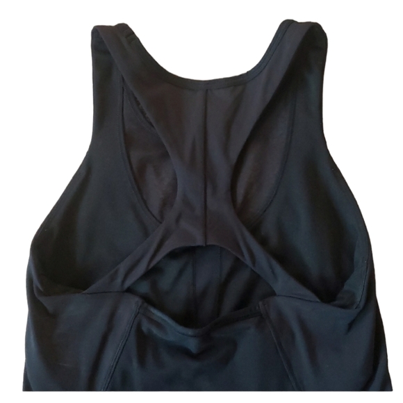 Lululemon Bundle! Black Lululemon Tank. Black and White Lululemon Tank. … - Picture 9 of 11